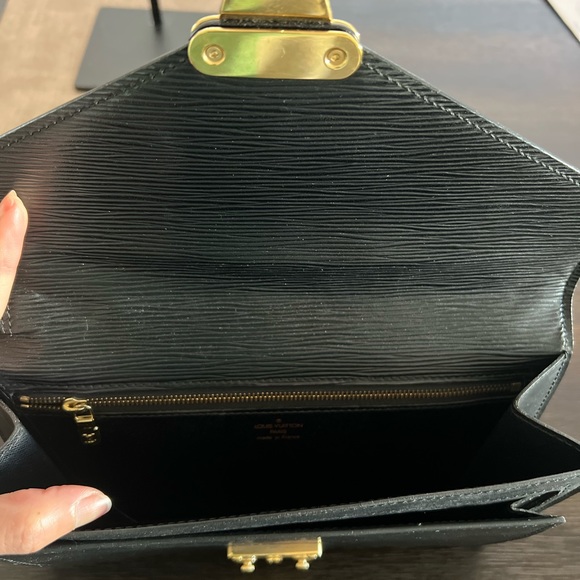 Louis Vuitton Sellier Dragonne Clutch - Picture 5 of 11